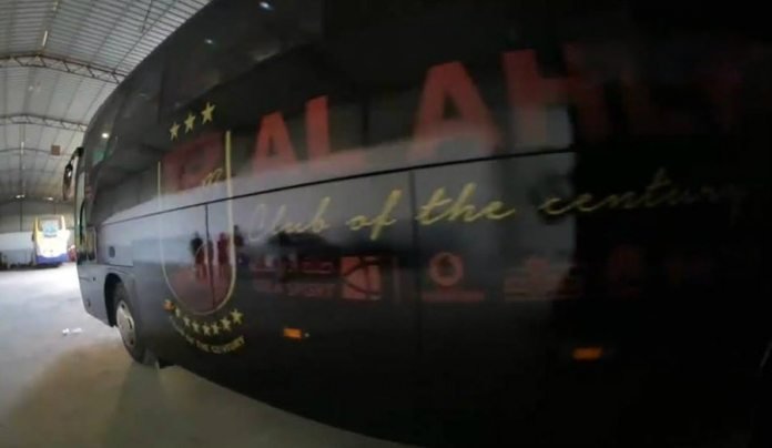 النادي الأهلي يتسلم حافلته الجديدة Eagle 38