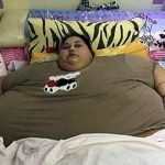 شاهد.. أشهر عارضات الأزياء الأفارقة يحلقن شعورهن