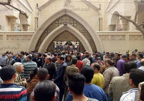 بدء مراسم تشييع جثامين ضحايا مارجرجس وسط حضور مهيب