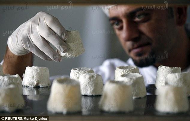 صدق او لا تصدق .. أغلى انواع الجبن مصنوعة من لبن خاص