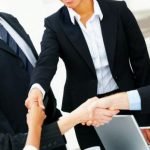 هندية تقطع العضو الذكري لرجل حاول اغتصابها