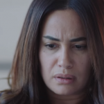 شاهد مسلسل في اللالا لاند الحلقة السابعة.. شيماء سيف تتناول كل طعام ركاب الطائرة