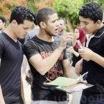 أنجلينا جولي تتجول مع أبنائها في الشارع ومفاجأت داخل أسرتها.. صور