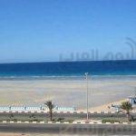 شاهد بالفيديو.. أحمد مكي يعتدي على بيومي فؤاد