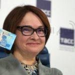 فستان زفاف مجاني لكل فتاة اسم خطيبها محمد صلاح