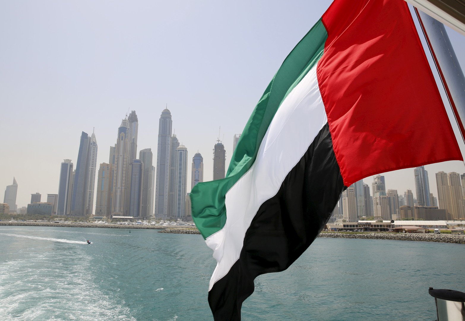 فيزا عمل بالإمارات