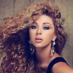 تكريم التشكيلية د.عبير حمدي فى ختام فعاليات المعرض التشكيلي العربي